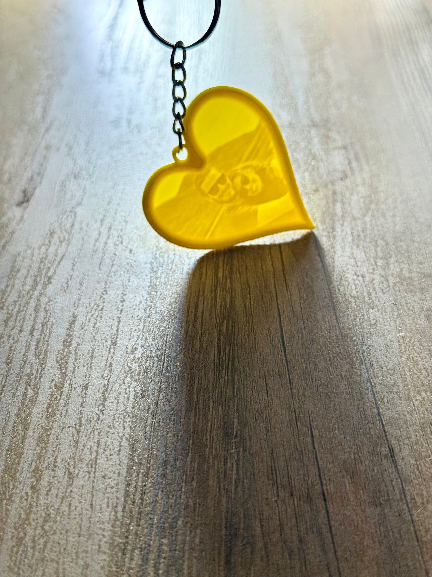 Heart-shaped 3D image