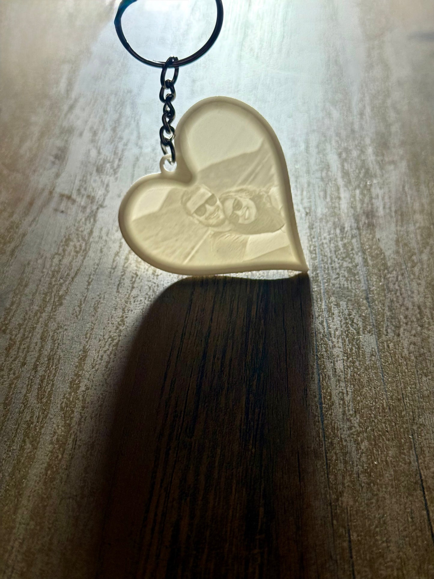 Heart-shaped 3D image